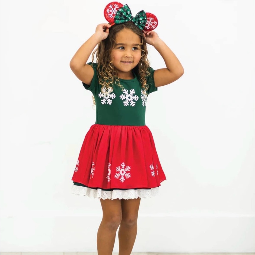 Taylor Joelle Holiday Snowflake Minnie *ears included*